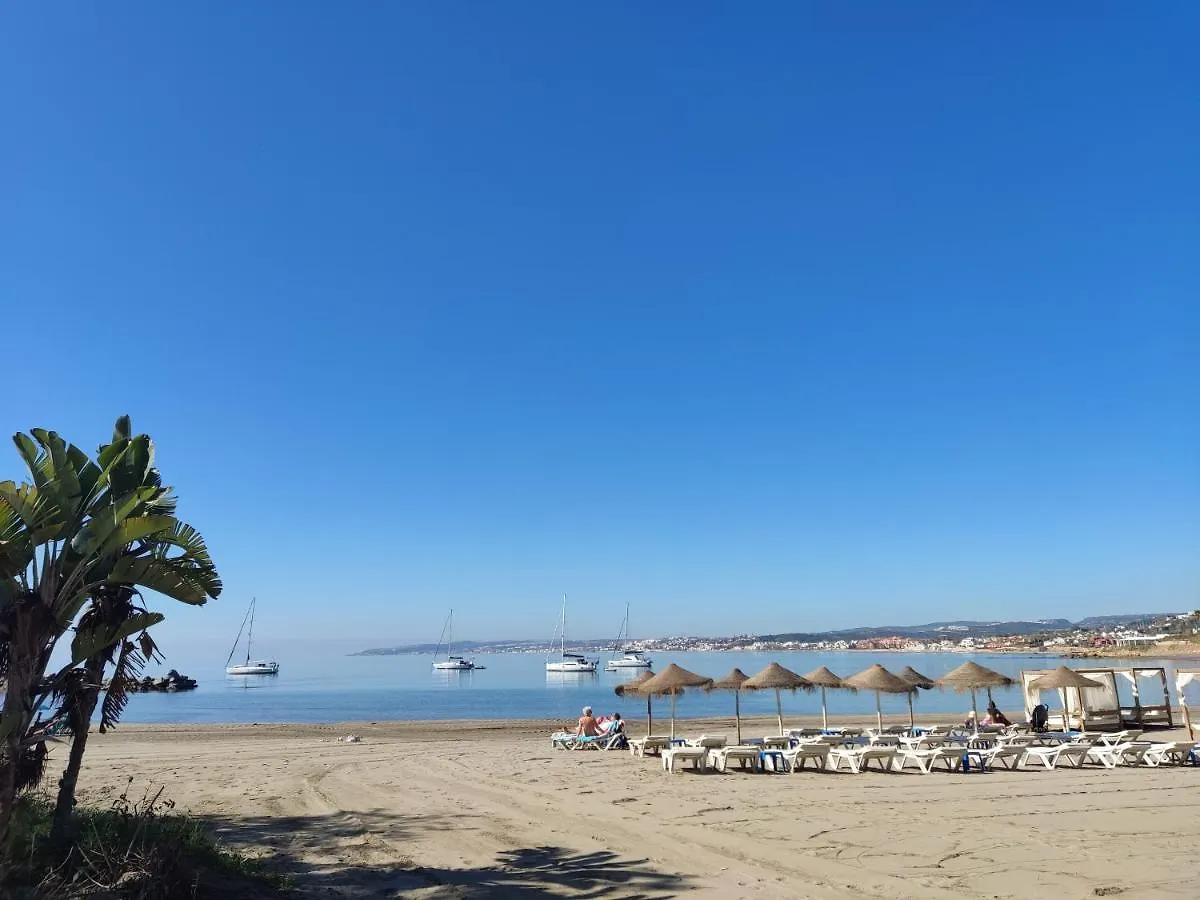 Front Sea View Penthouse Apartment Estepona