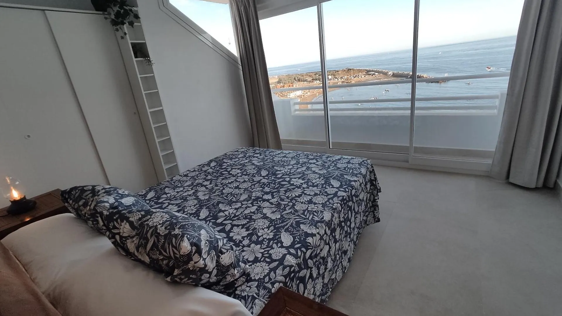 Front Sea View Penthouse Apartment Estepona