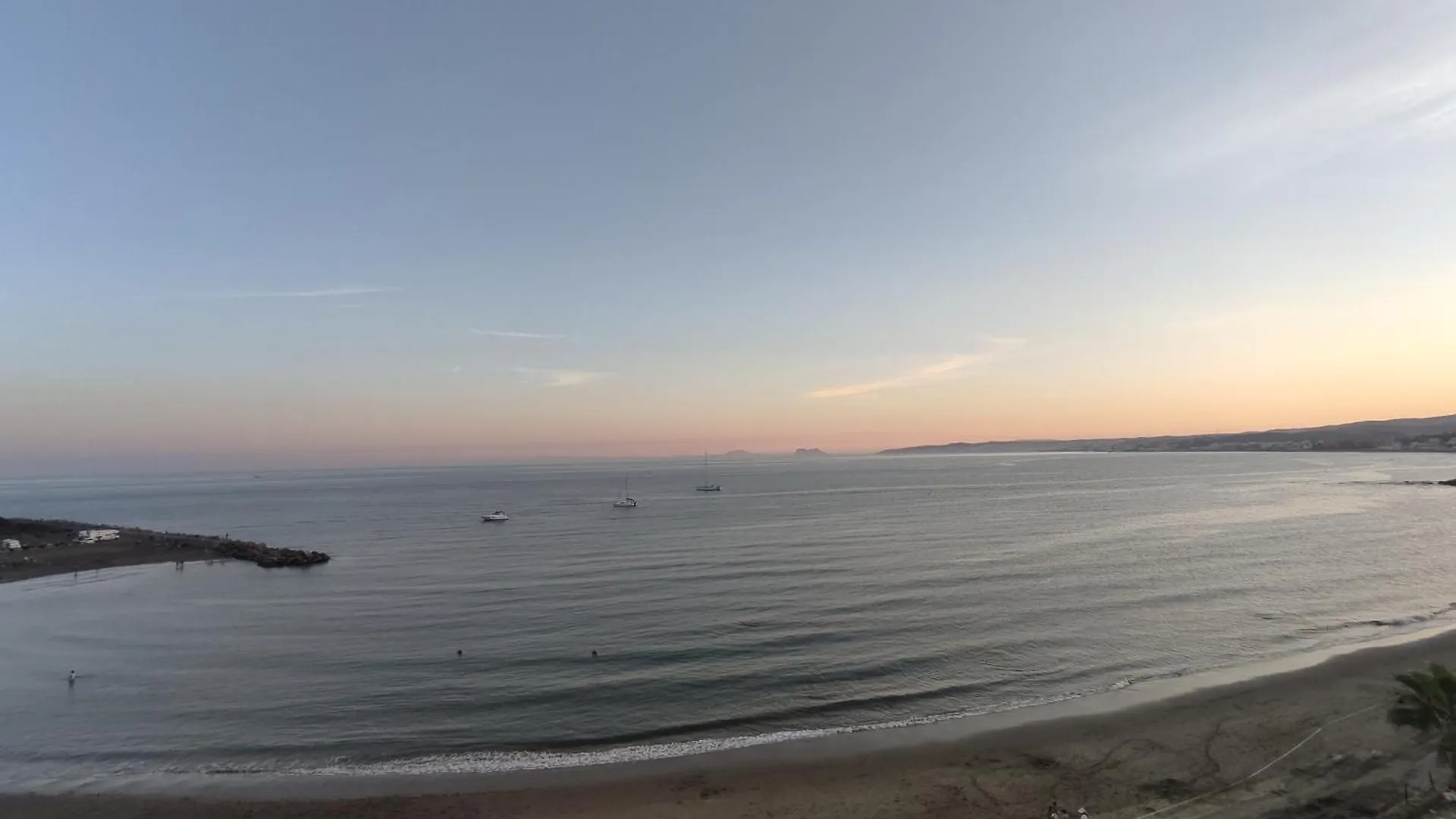 Front Sea View Penthouse Apartment Estepona Spain